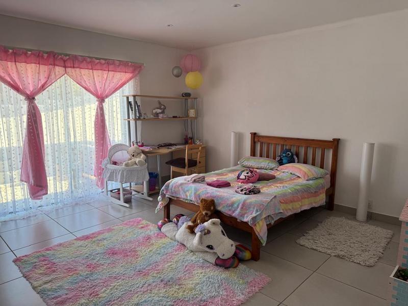 4 Bedroom Property for Sale in Num Num Cape Estate Western Cape